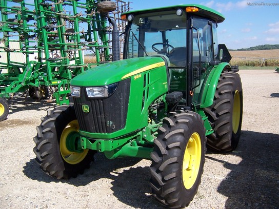 2013 John Deere 5115M Tractors - Utility (40-100hp) - John Deere ...
