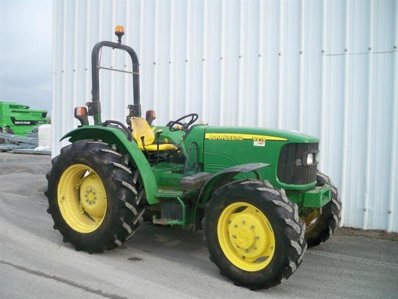 John Deere 5215 Traktor - technikboerse.com