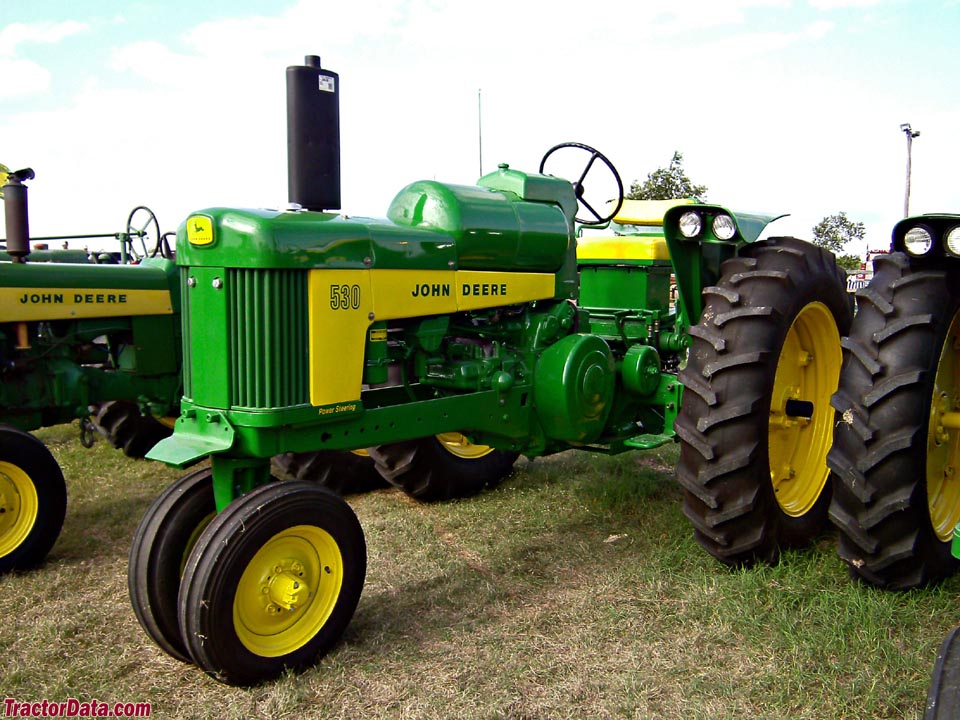 John Deere 530 with LP-gas engine. Photo courtesy of Robert Whitmore