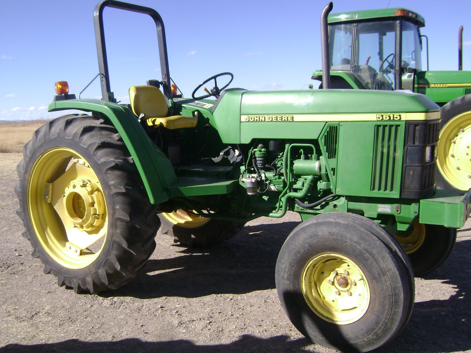 ... AGRICOLA INDUSTRIAL: Tractor John Deere 5615 por $14,000 Dlls cgu