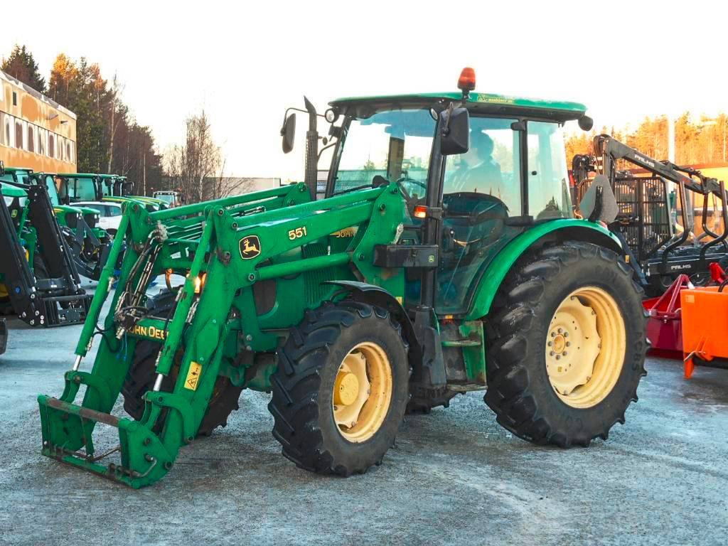 Used John Deere 5620 tractors Year: 2005 Price: $30,521 for sale ...