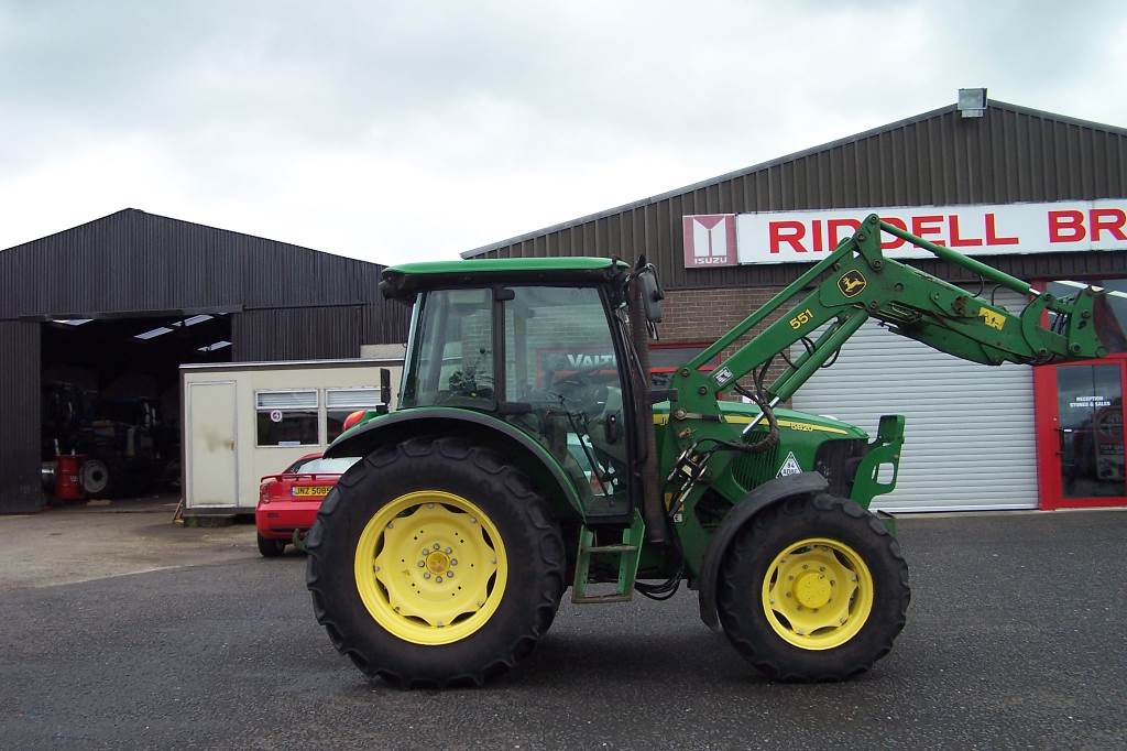 John Deere 5820 Price: €30,894, 2005 - Tractors - Mascus Ireland