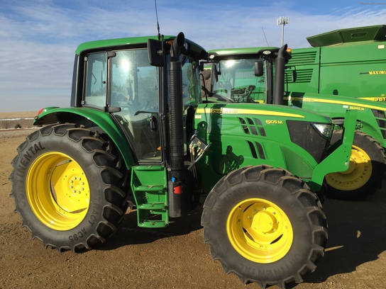 2014 John Deere 6105M Tractors - Utility (40-100hp) - John Deere ...