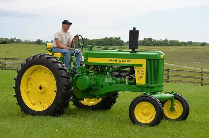 John Deere 620 | Old Tractors | Pinterest