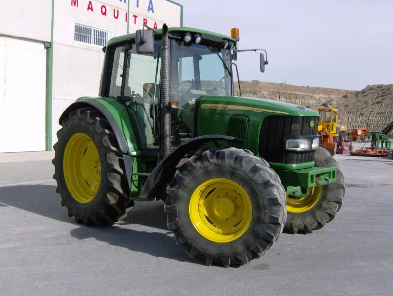 Used John Deere 6320 PREMIUM tractors Year: 2002 for sale - Mascus USA