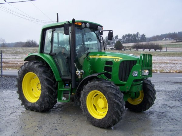 199: John Deere 6430 Premium 4x4 Farm Tractor w/ Cab : Lot 199