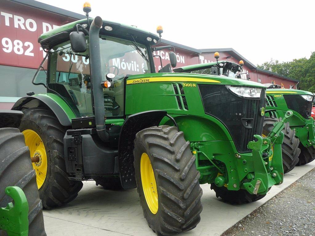 Used John Deere 7200 R tractors Year: 2012 for sale - Mascus USA