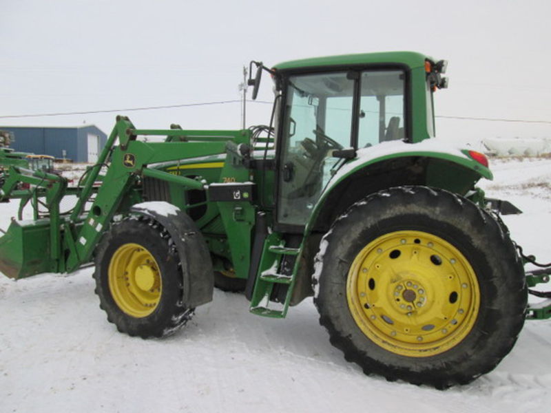 2009 John Deere 7330 Premium Tractors for Sale | Fastline