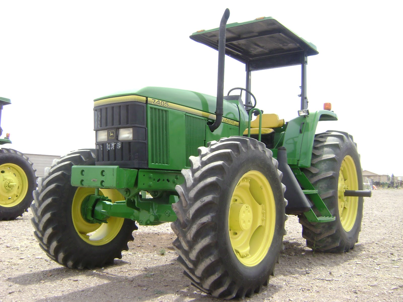 MAQUINARIA AGRICOLA INDUSTRIAL: Tractor John Deere 7405 4x4, 2001 ...