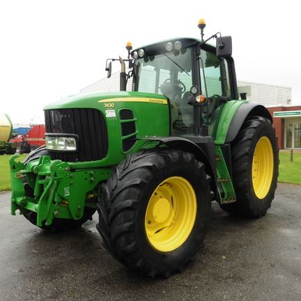 Used John Deere 7430 Premium tractors Year: 2009 Price: $39,131 for ...