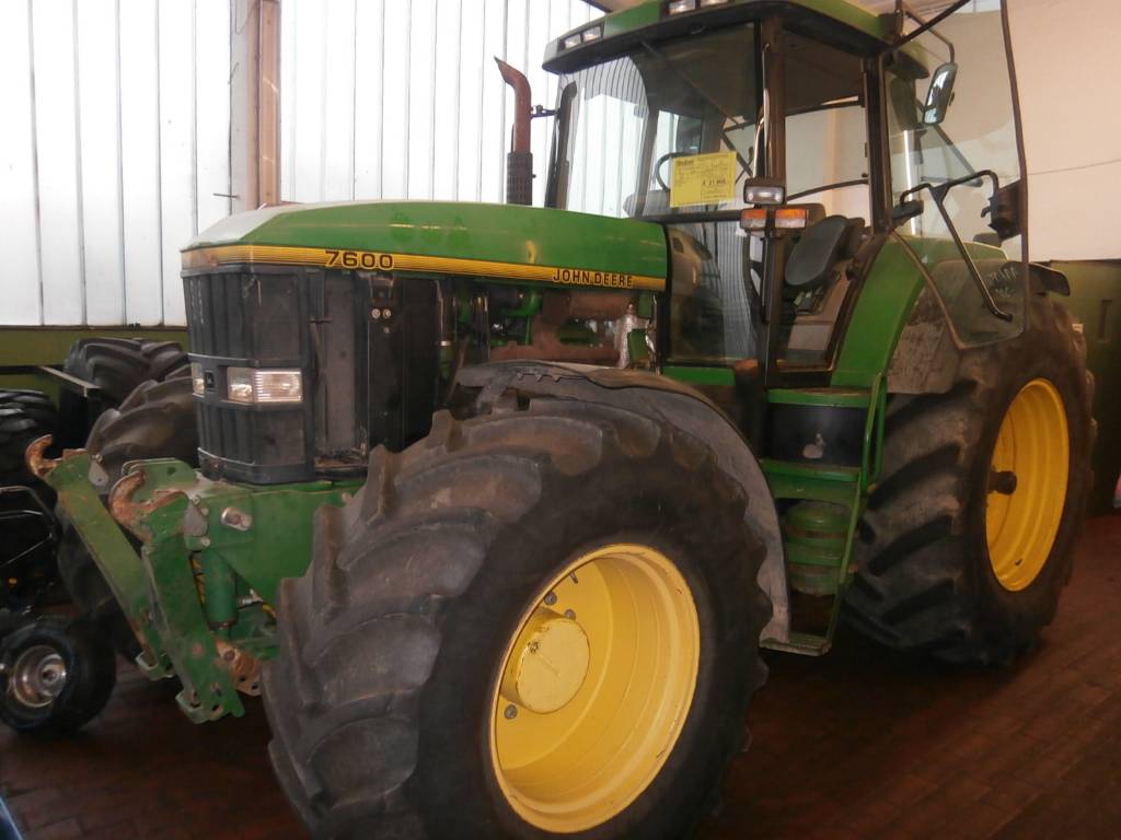 Used John Deere 7600 tractors Year: 1995 for sale - Mascus USA