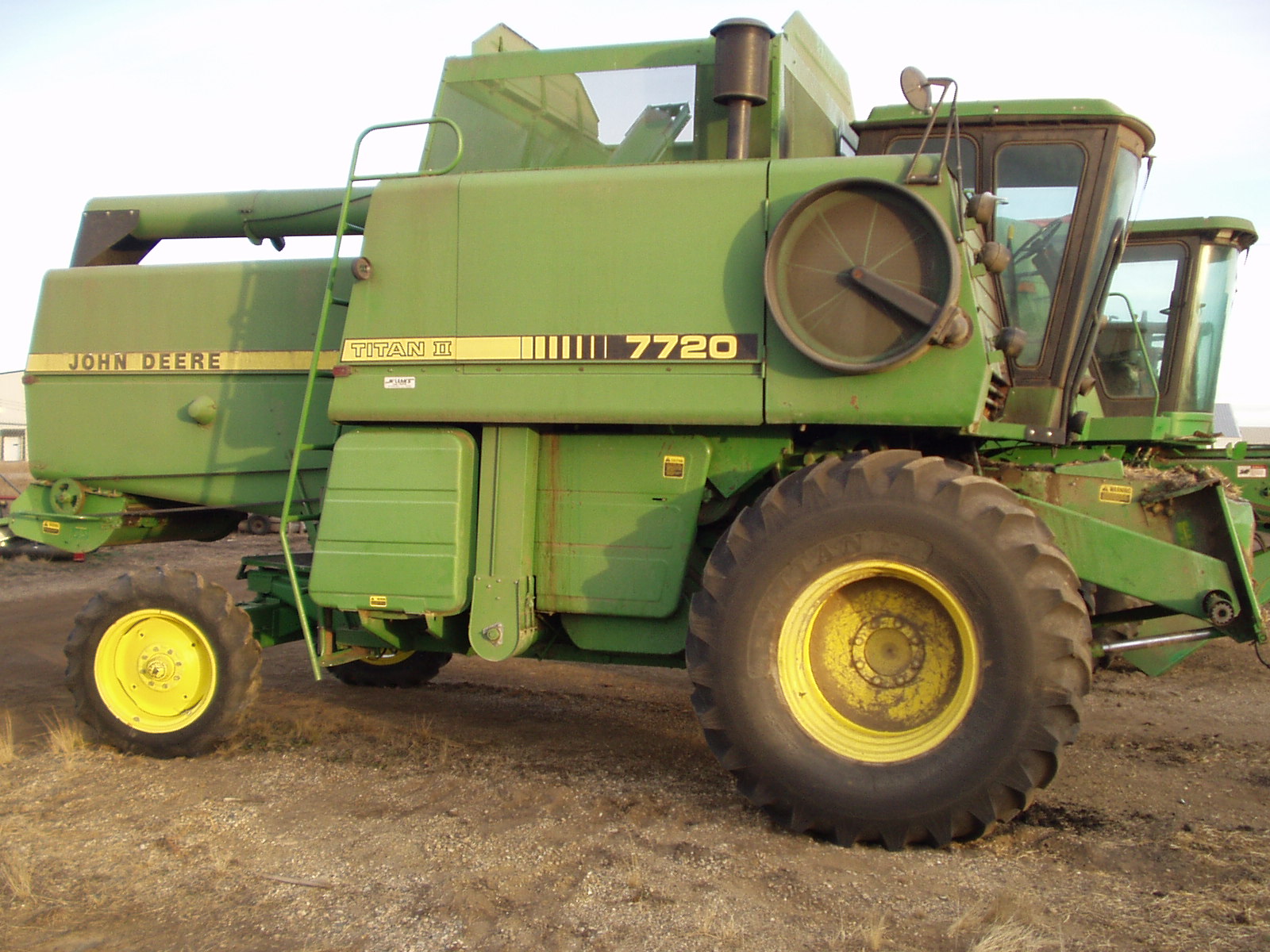 7720 john deere combine - group picture, image by tag.