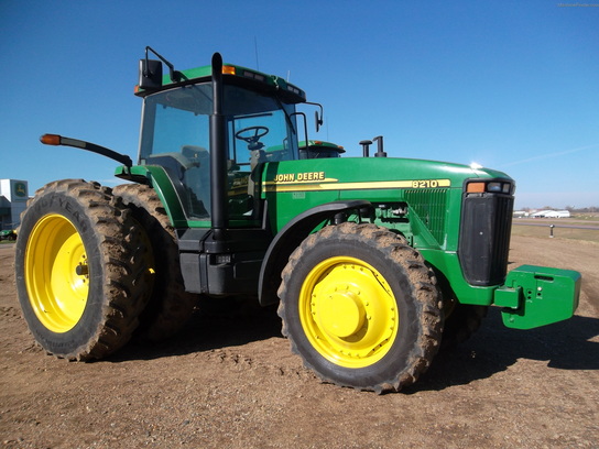2000 John Deere 8210 Tractors - Row Crop (+100hp) - John Deere ...