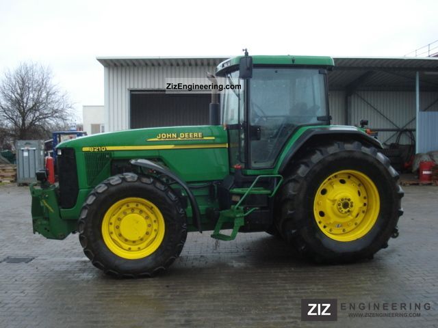 1999 John Deere 8210 Premium Agricultural vehicle Tractor photo 1