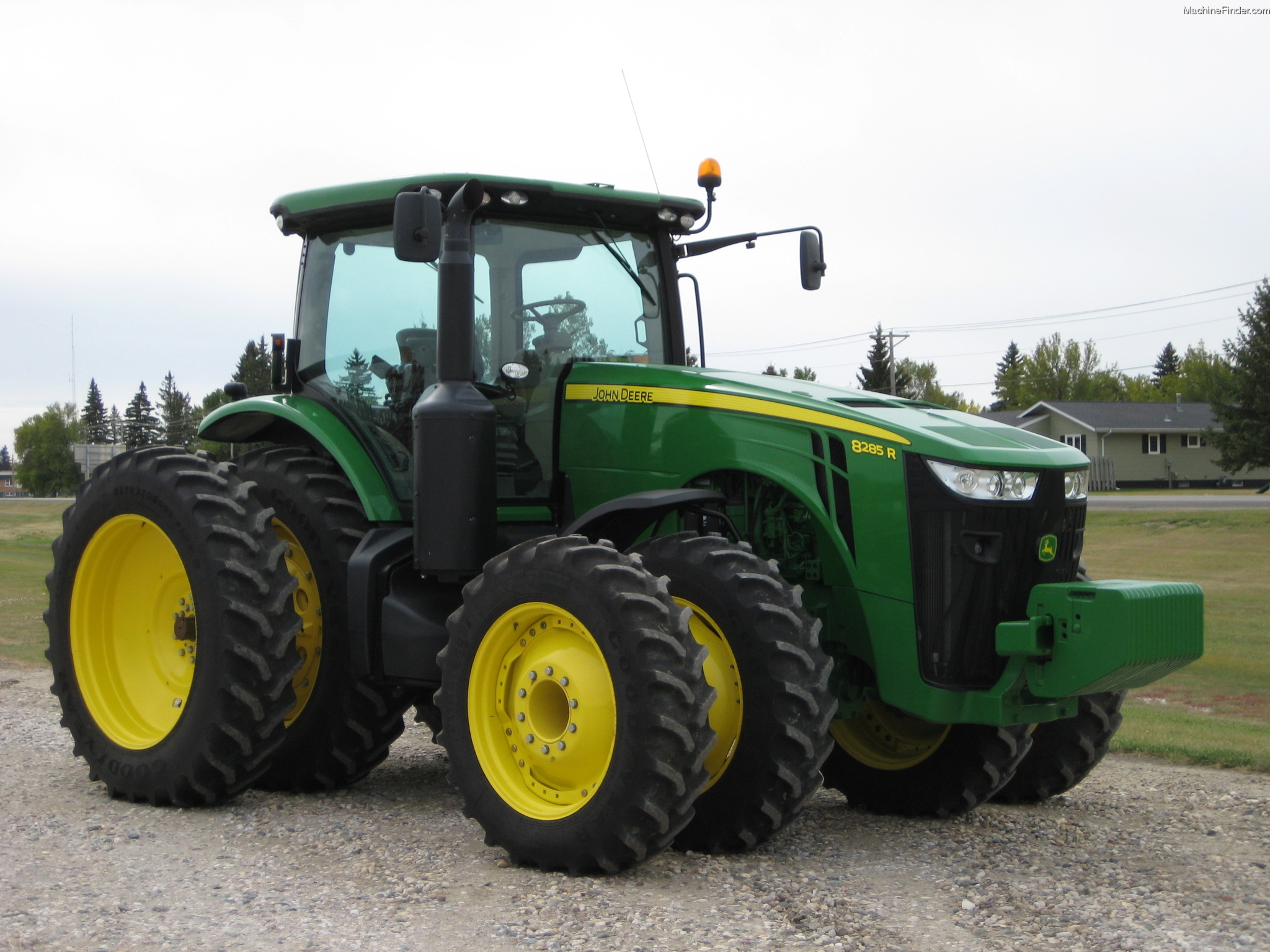2011 John Deere 8285R Tractors - Row Crop (+100hp) - John Deere ...
