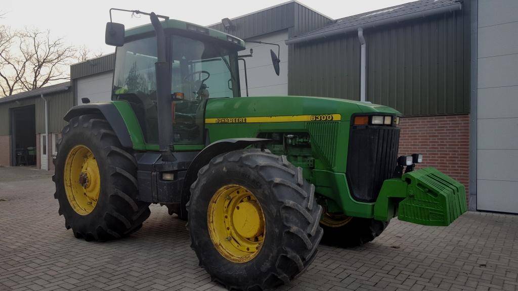 Used John Deere 8300 tractors Year: 1997 for sale - Mascus USA