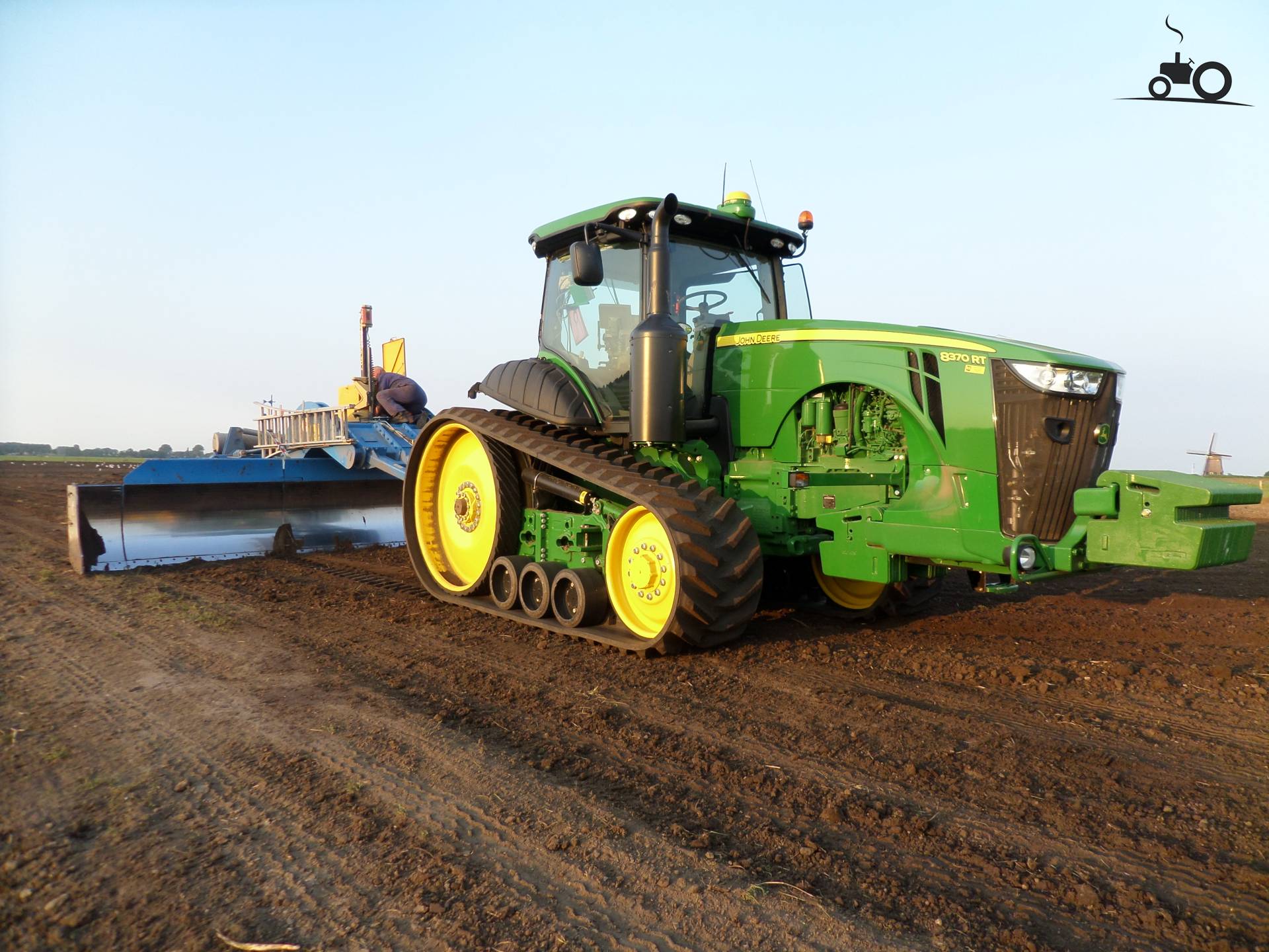 John Deere 8370RT Specs and data - Everything about the John Deere ...