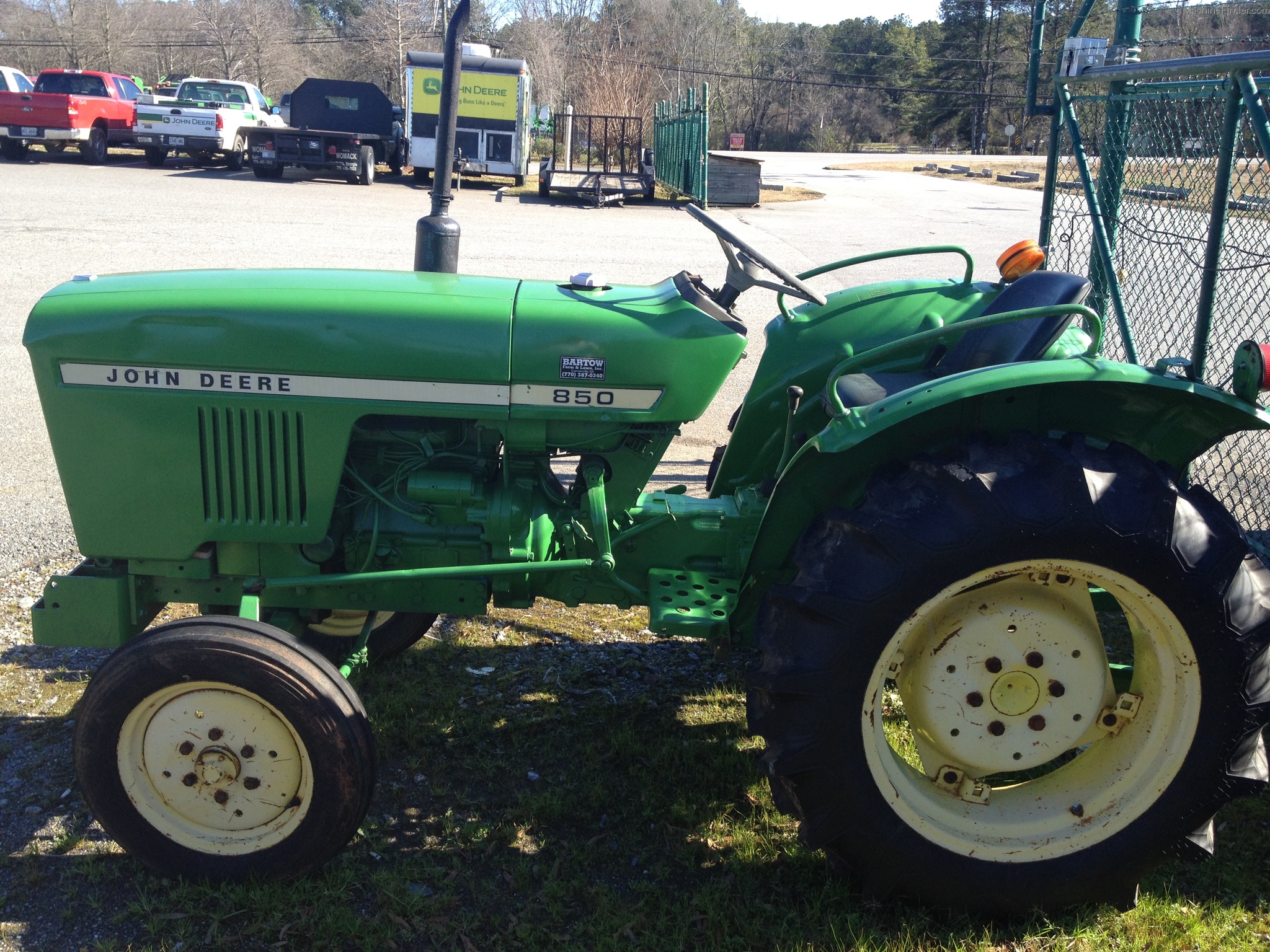 John Deere 850 tractor Tractors - Compact (1-40hp.) - John Deere ...