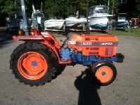 1999 Kioti LK2552 tractor