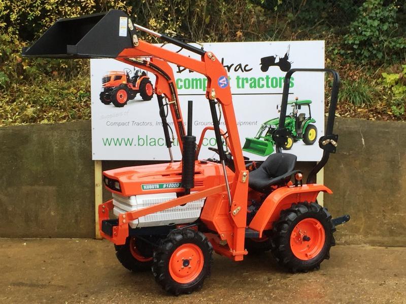 KUBOTA B1200 COMPACT TRACTOR WITH LOADER & BUCKET Tractors in ...