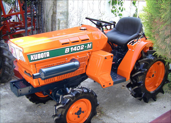 Tractor Kubota B1402-M 4wd