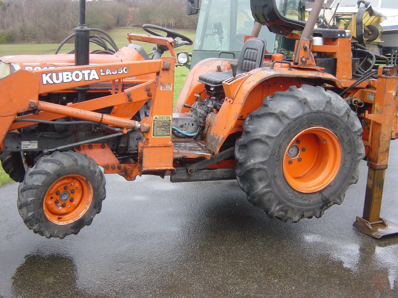 Kubota B2150 Compact Tractor, Front Loader and Back Hoe, 24hp, 4wd, 11 ...