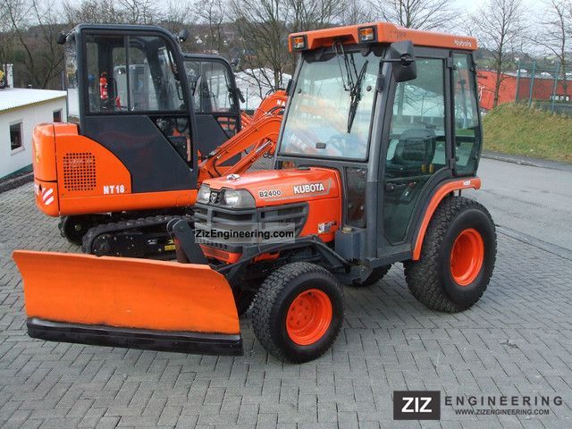 Kubota B2400 2001 Agricultural Farmyard tractor Photo and Specs