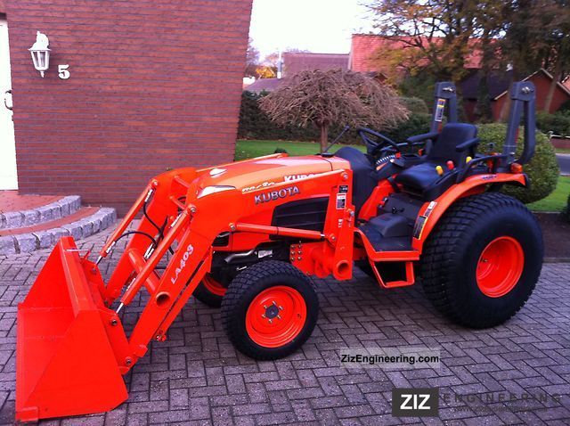Kubota B2630 2010 Agricultural Tractor Photo and Specs