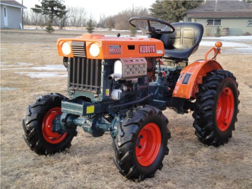 Kubota B5000 gray market tractor.