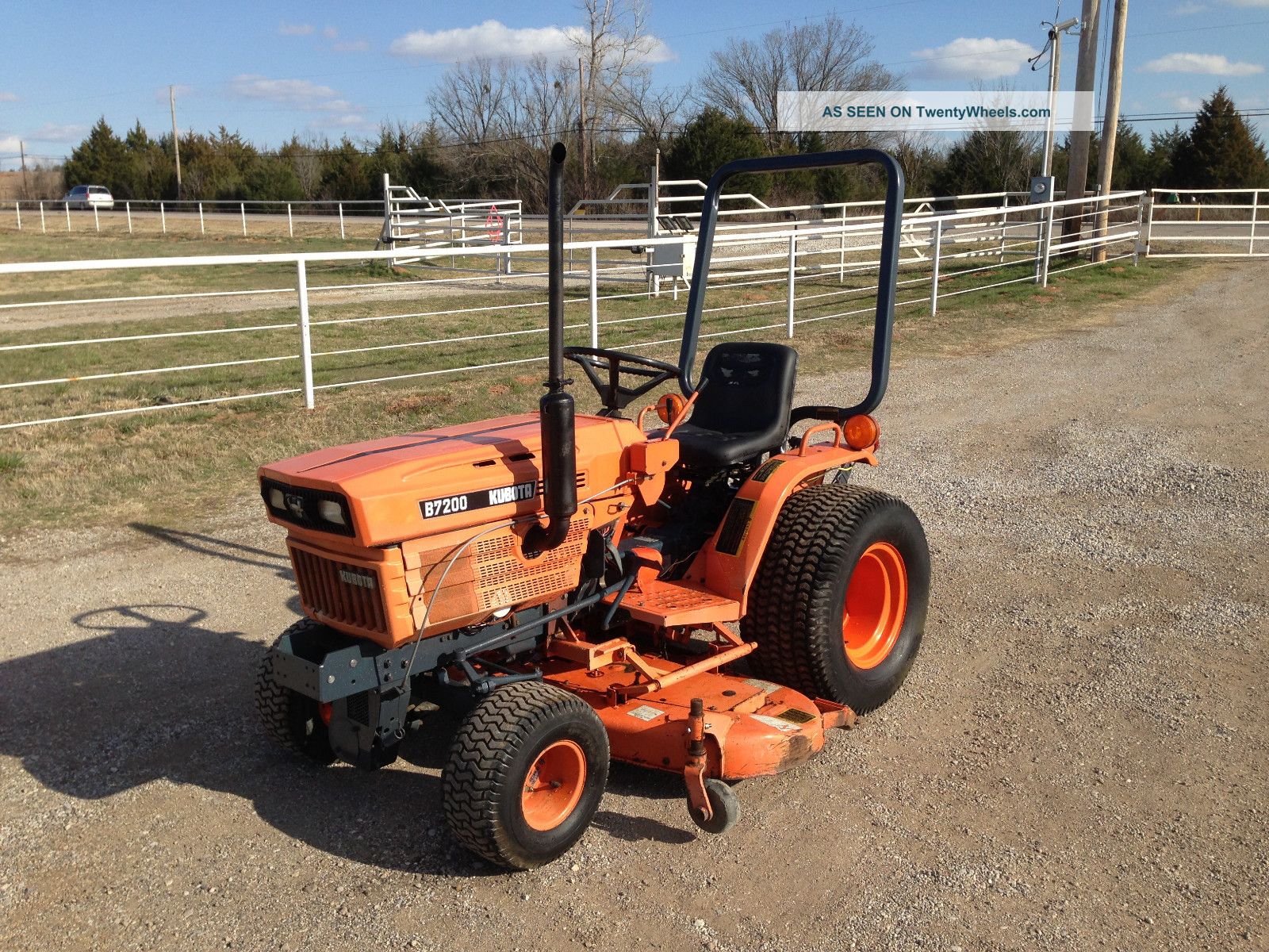 Kubota B7200 Compact Diesel Tractor With Belly Mower Excellent Shape ...