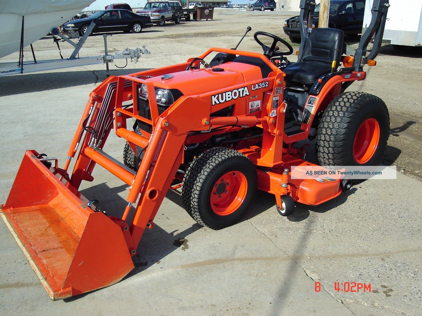 2005 Kubota B7610 24hp 4wd Tractor With Loader, 60 Inch Mower, And ...