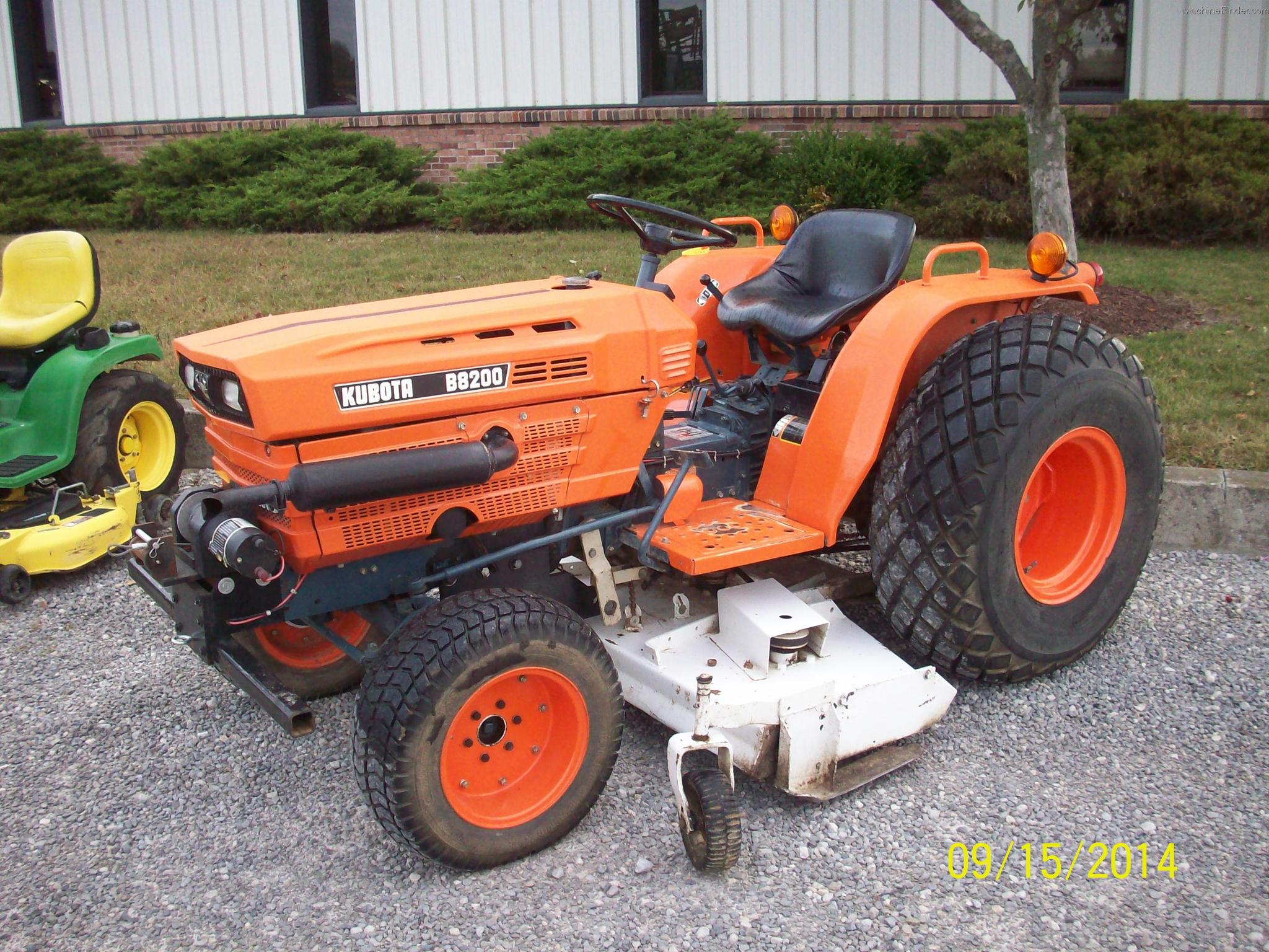 1984 Kubota B8200 Tractors - Compact (1-40hp.) - John Deere ...