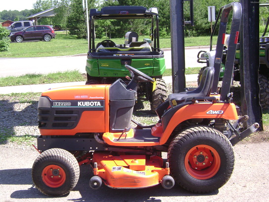 2002 Kubota BX2200 Tractors - Compact (1-40hp.) - John Deere ...
