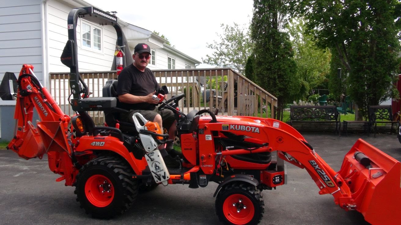 Two Concerning Questions on the Kubota BX25D | FunnyDog.TV