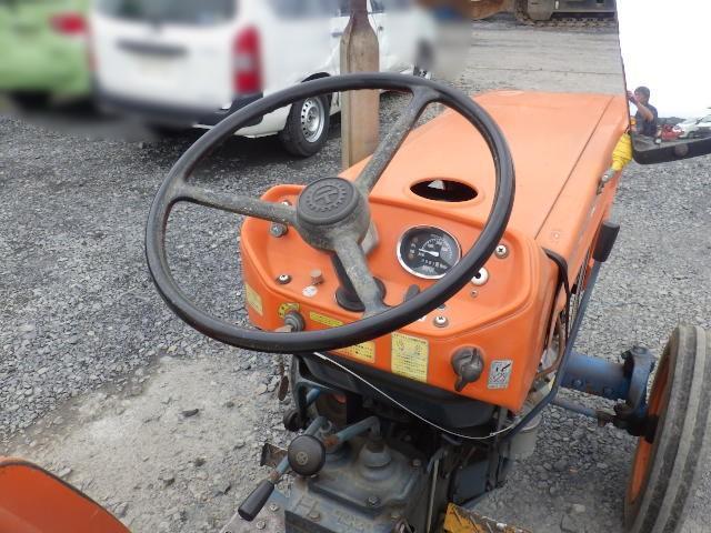 To view larger image of Kubota L2200 Used Farm Machinery, Click below ...