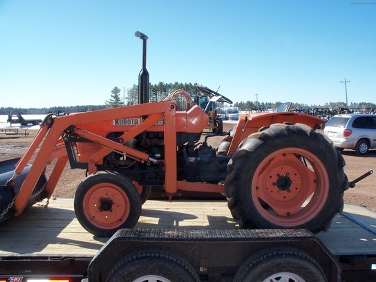 Kubota L225 Tractors - Compact (1-40hp.) - John Deere MachineFinder