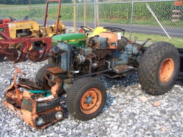 33: Kubota L235 DT 4X4 Tractor