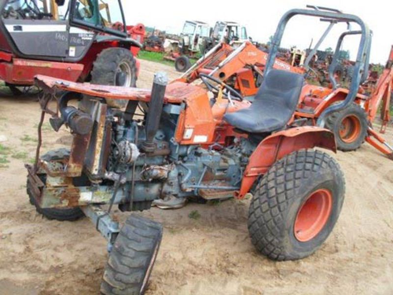 Kubota L2350 Dismantled Tractors for Sale | Fastline