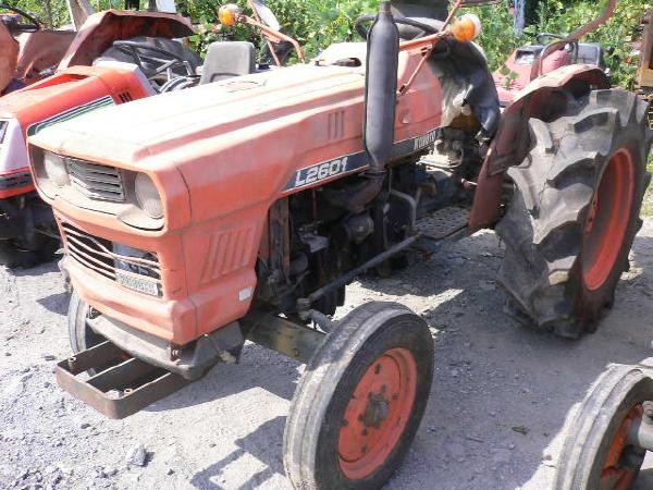 Kubota L2601 occasion, Prix: 3 148 € - Tracteur Kubota L2601 à ...