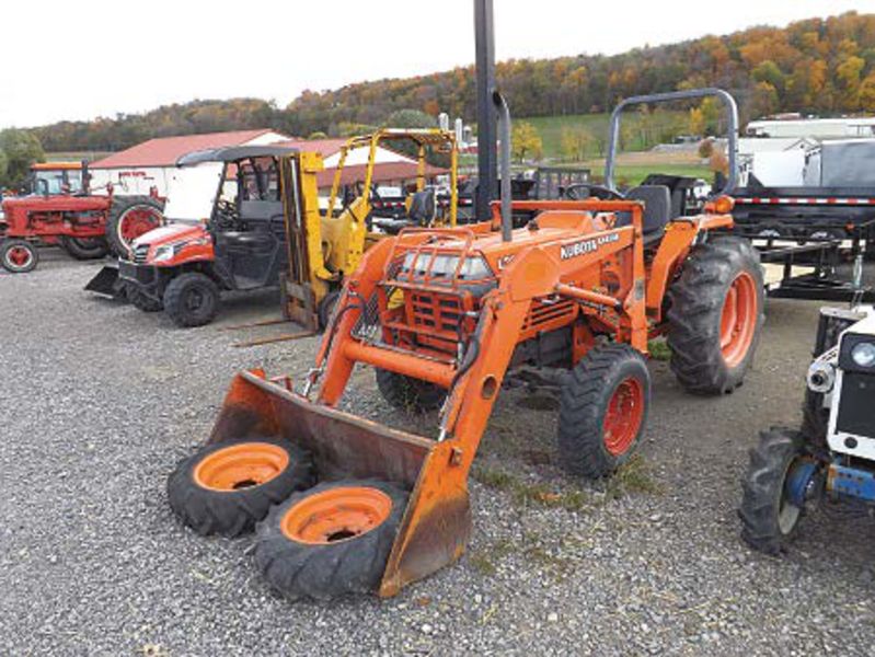 Kubota L2950 Tractors for Sale | Fastline