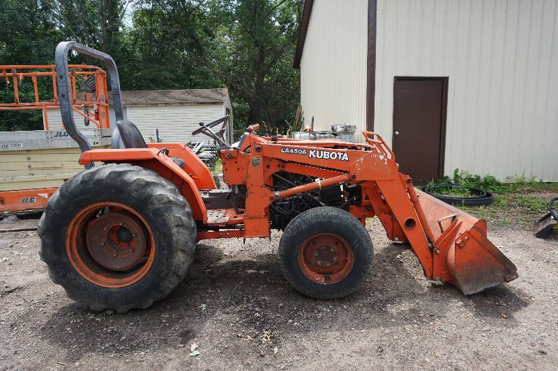 1990 Kubota Model L2950 4 Wheel Drive Utility Tractor With Front End ...