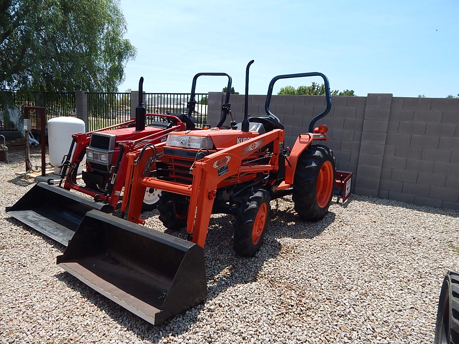 Kubota L3000 4wd Tractor for Sale Left Front