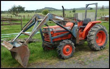 Kubota L3250 - Specifications - Attachments