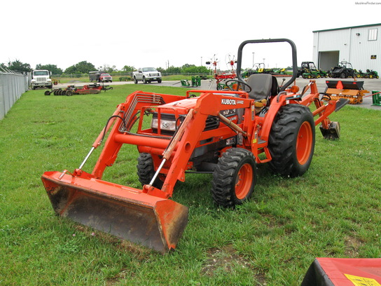Kubota L3410 Tractors - Compact (1-40hp.) - John Deere MachineFinder