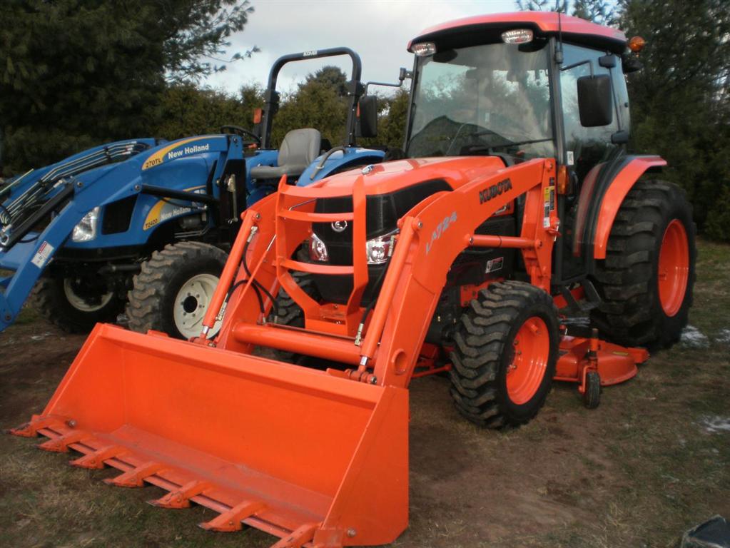 Kubota L3940 Back to Tractors - Compact