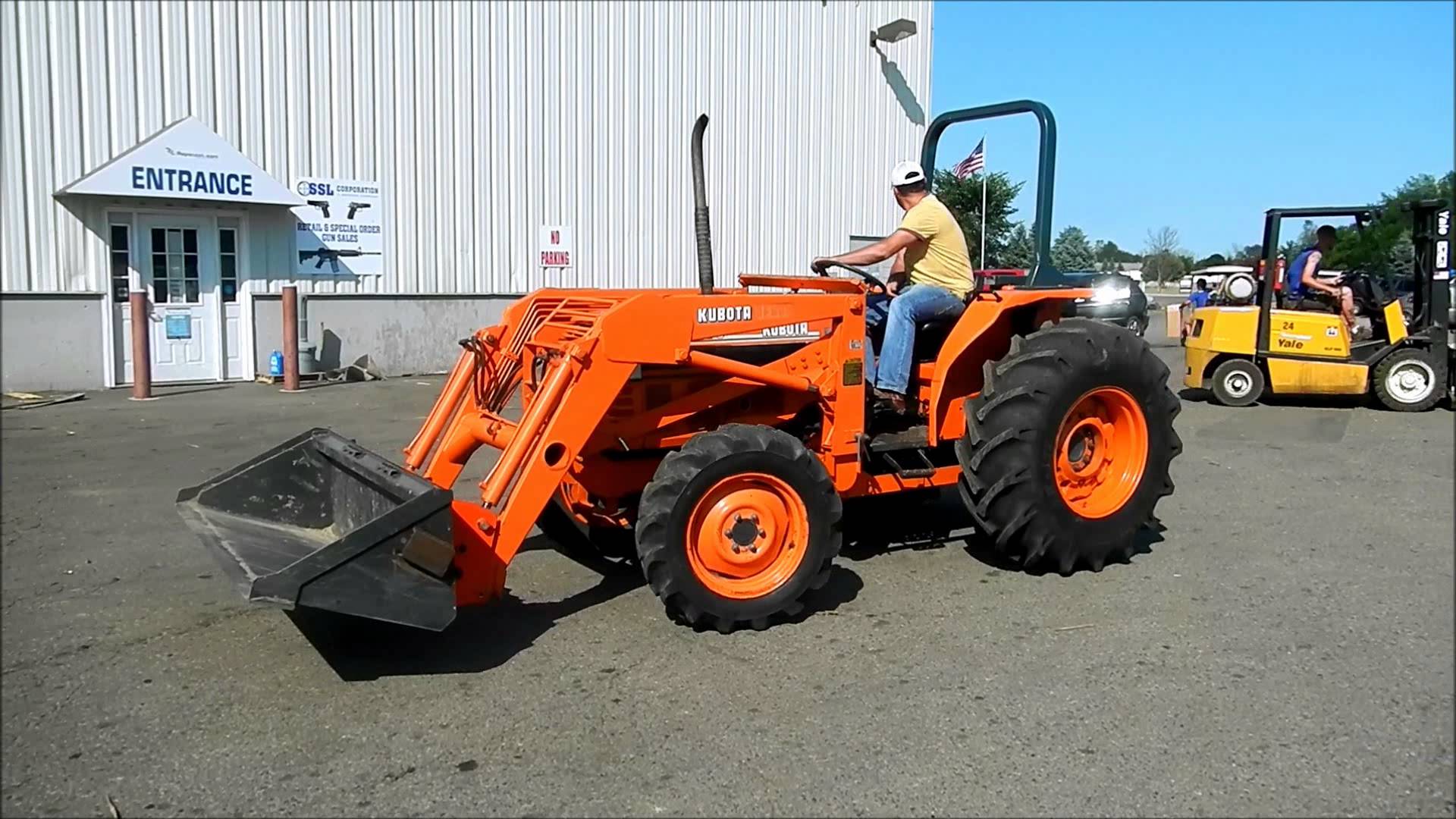 Kubota L4150 4wd Tractor - YouTube