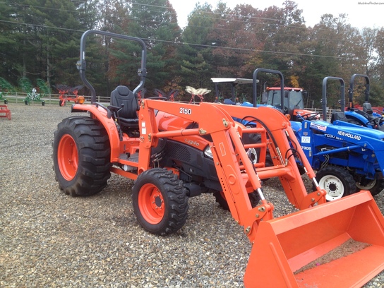 Kubota L4240 Tractors - Utility (40-100hp) - John Deere MachineFinder