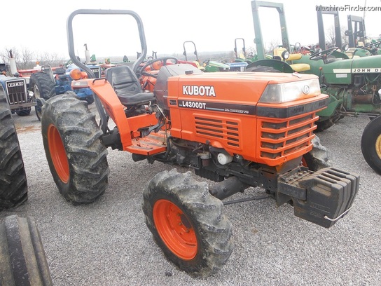 Kubota L4300 Tractors - Compact (1-40hp.) - John Deere MachineFinder