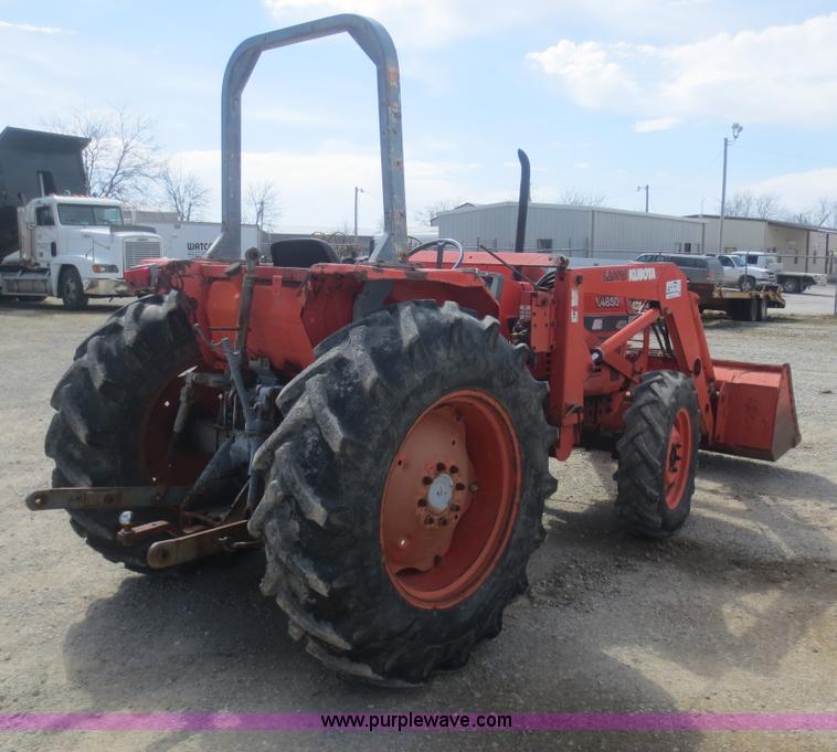 image for item F6847 1991 Kubota L4850 MFWD tractor