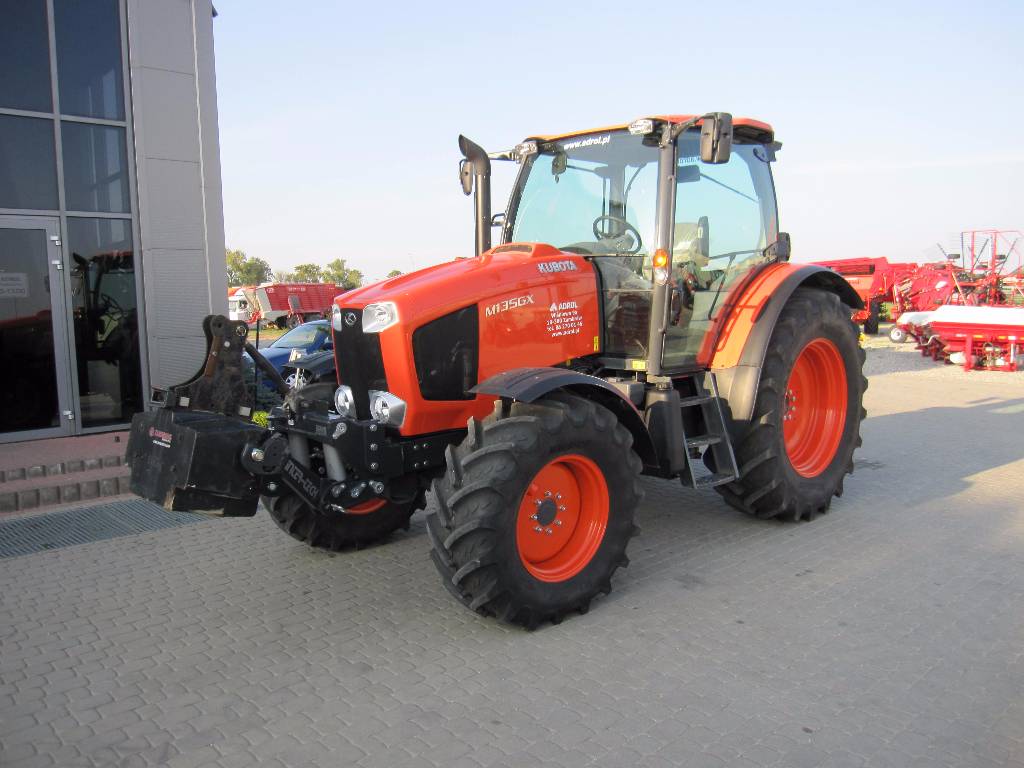 Kubota M135GX, 2014, Tractors